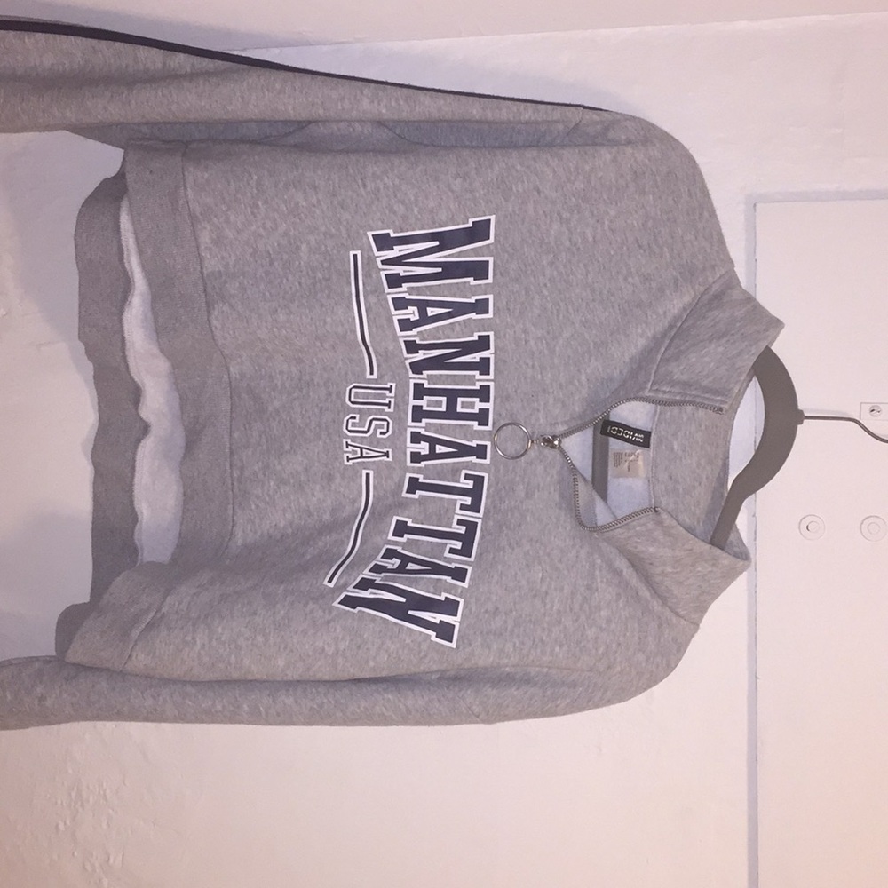 cropped Manhattan sweatshirt